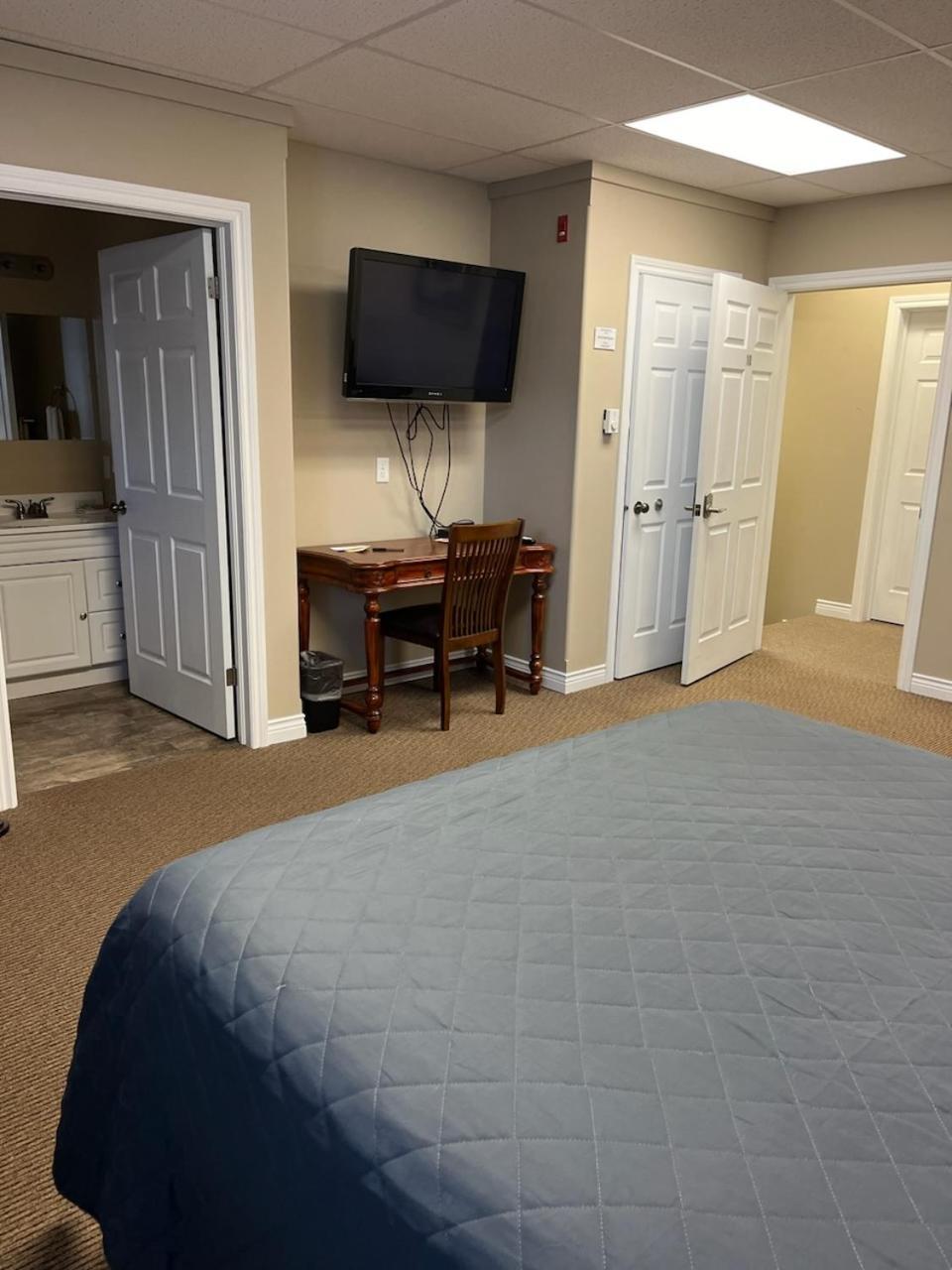 Riverview Suites Clarenville Exterior foto