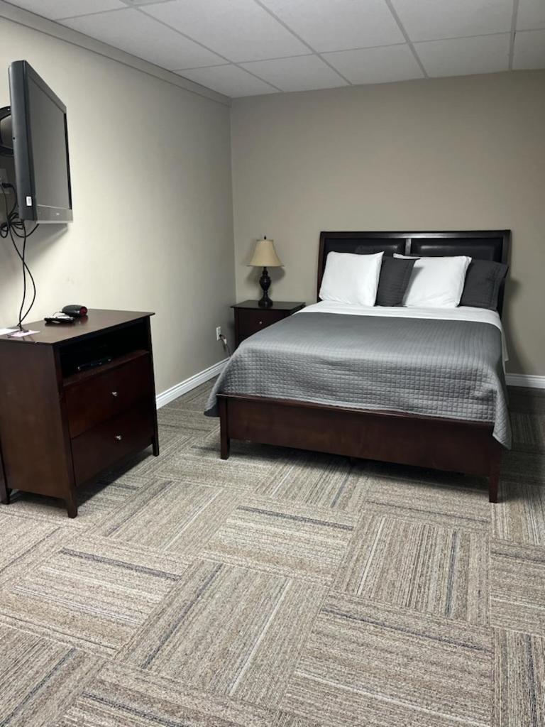 Riverview Suites Clarenville Exterior foto