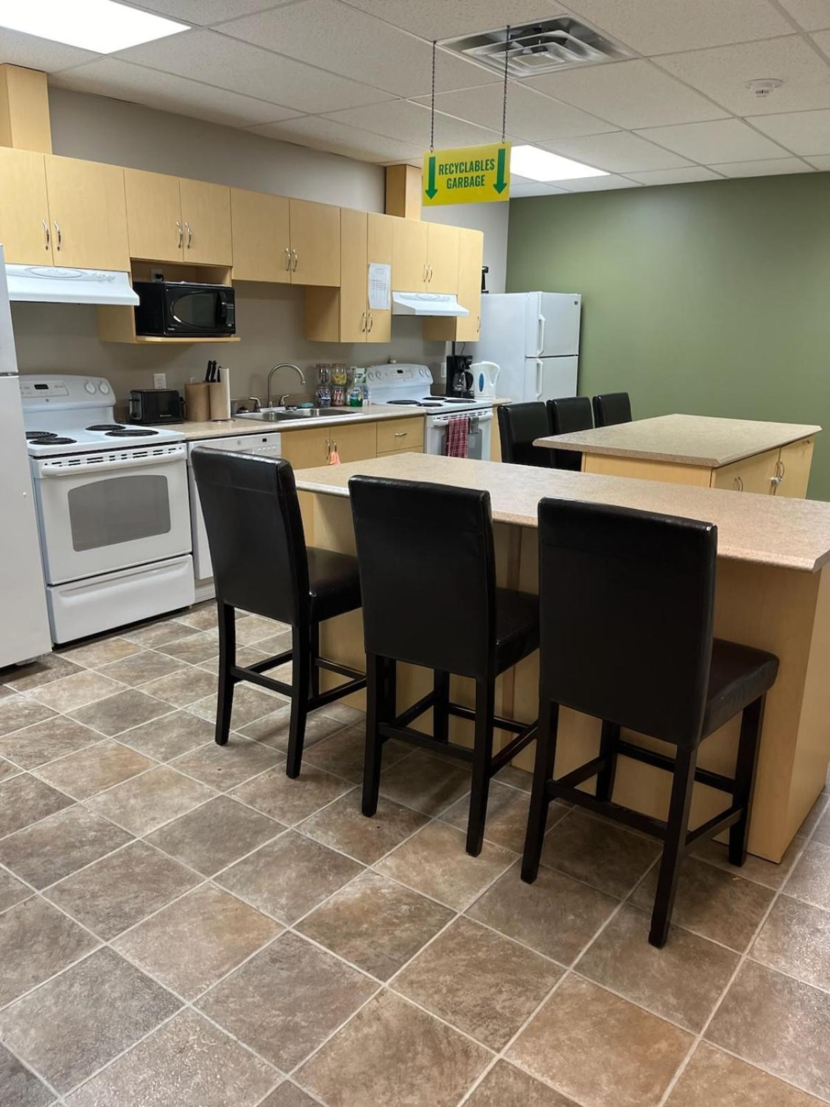 Riverview Suites Clarenville Exterior foto